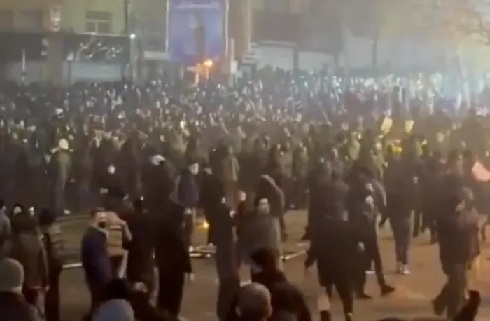 이란 제2의 도시 마슈하드에서 찍힌 시위 / 사진=SNS 캡처 