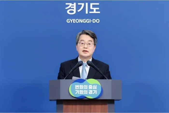 서울 시내버스 파업 대책 발표하는 김동연 경기도지사 / 출처=경기 [사진1]