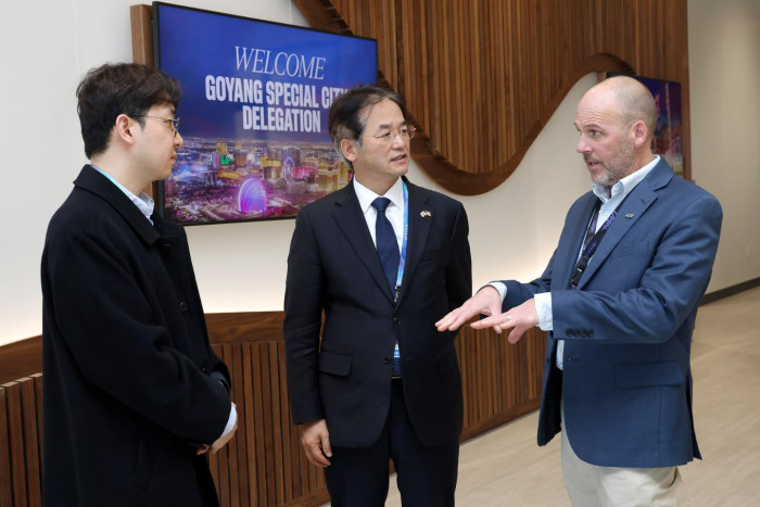 라스베이거스 컨벤션센터 댄 헤이츠 COO 면담 / 사진=고양시청 