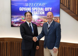 이동환 고양시장과 라스베이거스 컨벤션센터 최고운영책임자 댄 헤이즈 회담 / 사진=고양시청